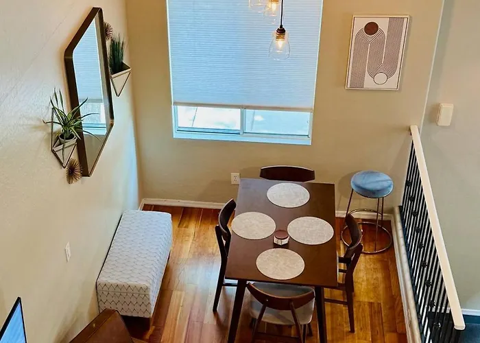 Heritage District - Entire Holiday home *